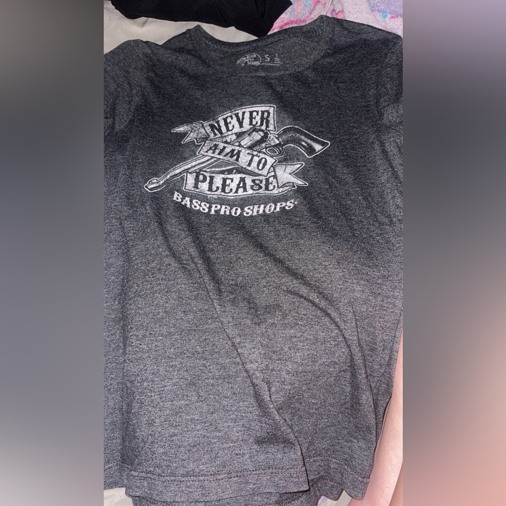 Grey bass pro shop t shirt size S